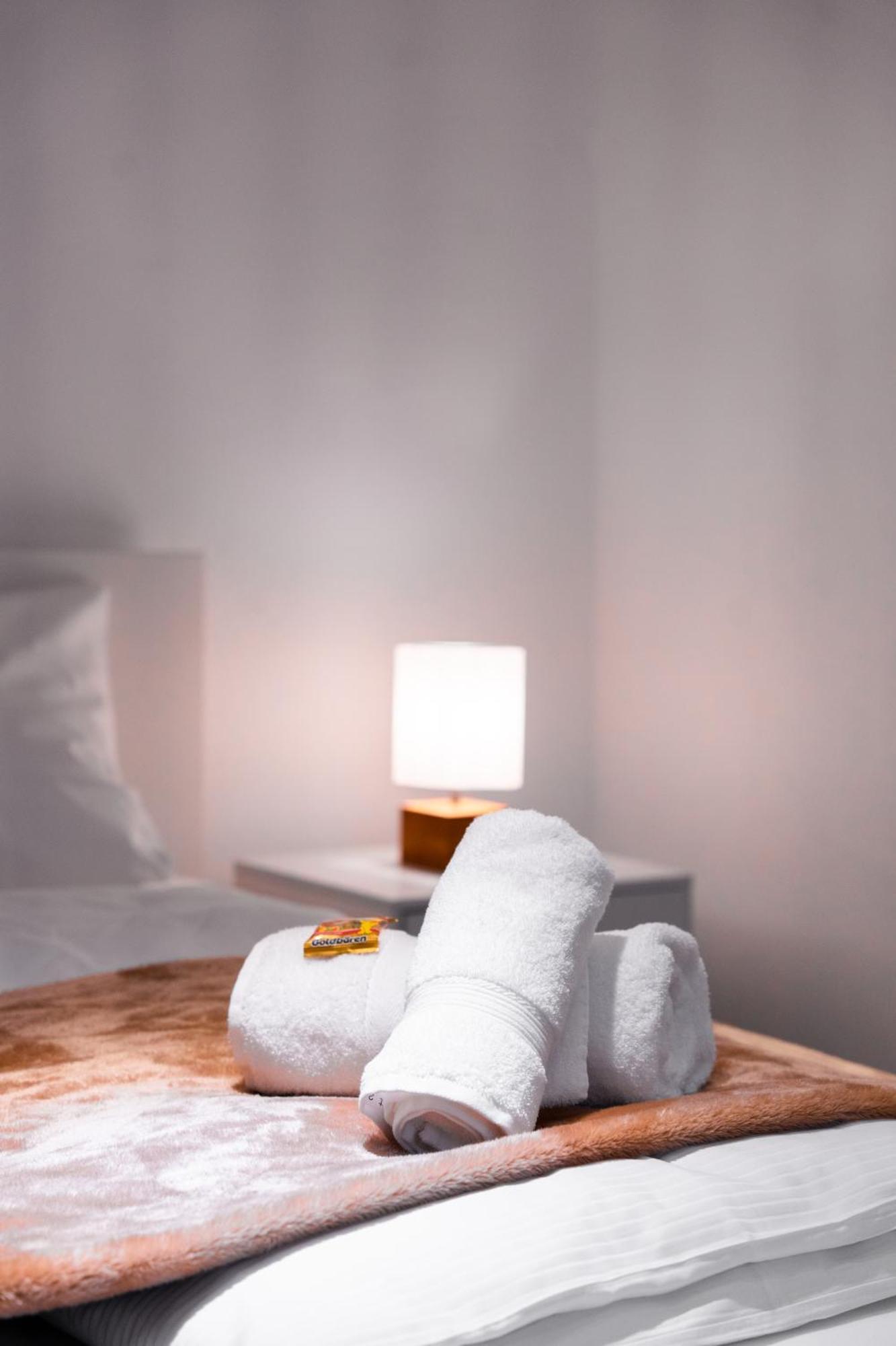 Appartement Moderne Stadtwohnung An Der Fussgaengerzone, Smart Tv, Kingsize-bett, Couch, Kueche